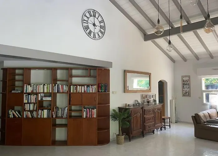 Belle Basque Avec Piscine Et Jardin De 3000m2 * San Juan de Luz