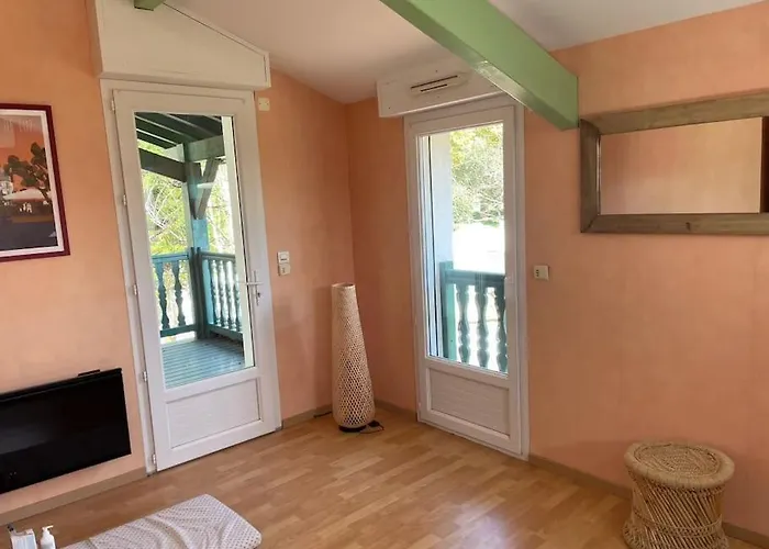 Villa Belle Basque Avec Piscine Et Jardin De 3000m2 *