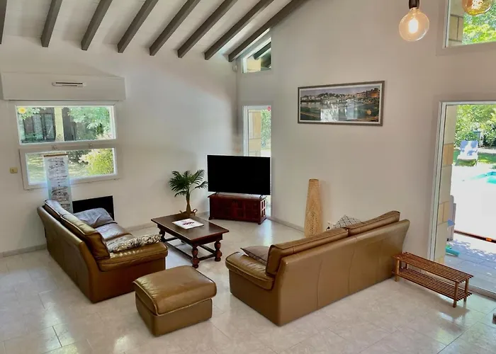 Belle Basque Avec Piscine Et Jardin De 3000m2 Villa San Juan de Luz